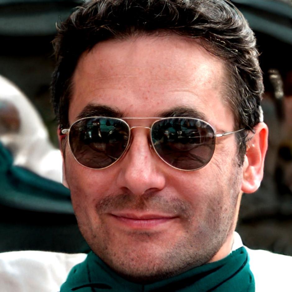 Retrato de Adrián Mendoza